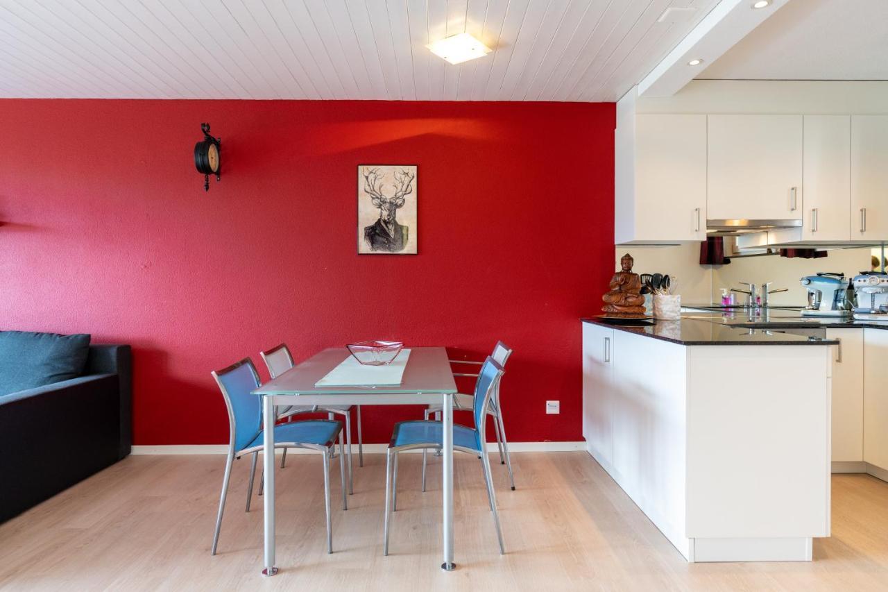 -Panorama-Bergblick- Dampfbad-Dusche Und Aussenbett Apartment Флимс Екстериор снимка